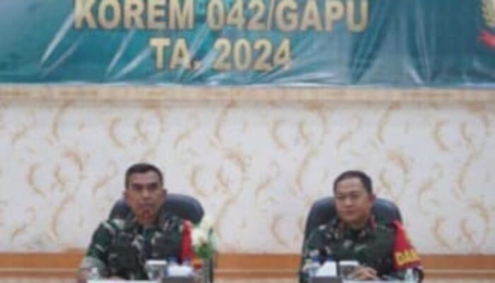 Arahan Danrem 042/Gapu Pada Lattis Intelijen Korem 042/Gapu TA 2024 Apintel Harus Profesional dan Trampil Dilapangan