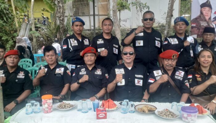 Arief Gunawanto( Anto Begog ) Ketua DPC GRIB(Gerakan Rakyat Indonesia Bersatu) JAYA Banyumas ,hadiri Pengukuhan dan Pembekalan Kepengurusan Ranting PAC Purwojati.