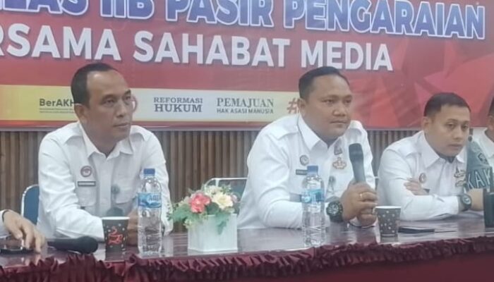 Kalapas kelas II B pasir pengaraian, Efendi Parlindungan purba buka kofee morning bersama sahabat media di Rokan hulu