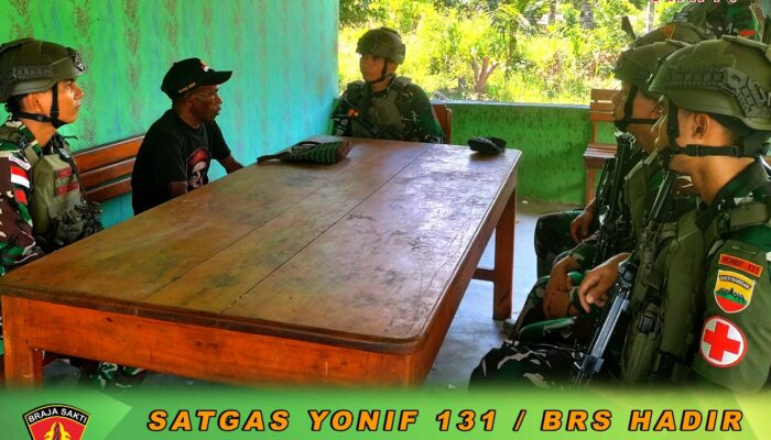 Satgas Yonif 131/Braja Sakti Pos Pitewi Jalin Silaturahmi Dengan Tokoh Adat Papua