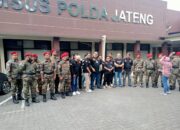 Advokat Donny Andretti, S.H., S.Kom., M.Kom., C.Md. Bersama Keluarga Besar GRIB JAYA DPC Kab. Semarang Dan PAC TUNTANG hadir di POLDA DITRESKRIMSUS JATENG.