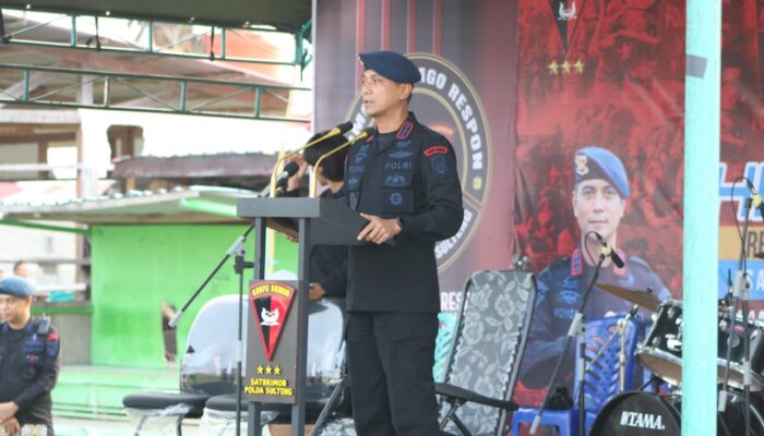 Pertama Kali! Hipnoterapi Massal dan Bansos Brimob Polda Sulteng