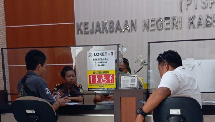 Jaksa Muda di Kejaksaan Kabupaten Semarang Diduga Alergi Wartawan, Pulang Saat Jam Kerja