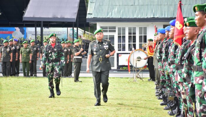 Danrem 132/Tadulako Bacakan Amanat Kasad pada Upacara Peringatan Hari Juang TNI AD 2024