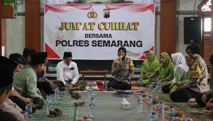 Dengar masukan saran warga, Polres Semarang gelar Jumat Curhat.